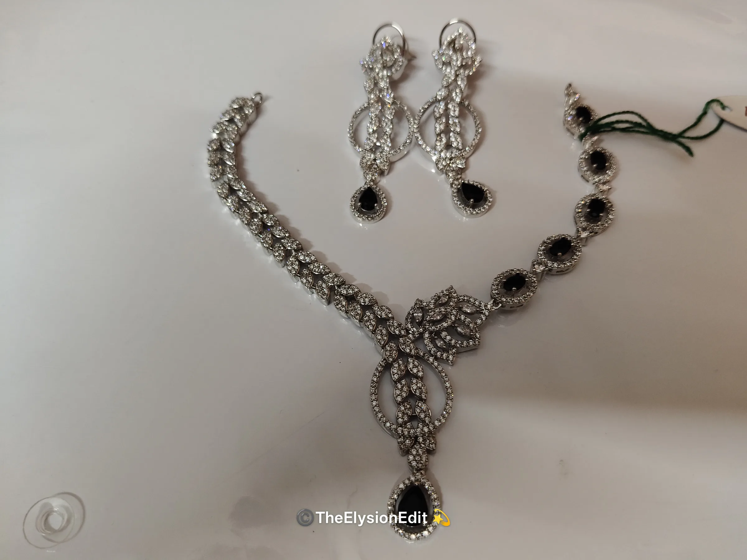 Kaali Vine Necklace Set — The Elysion Edit