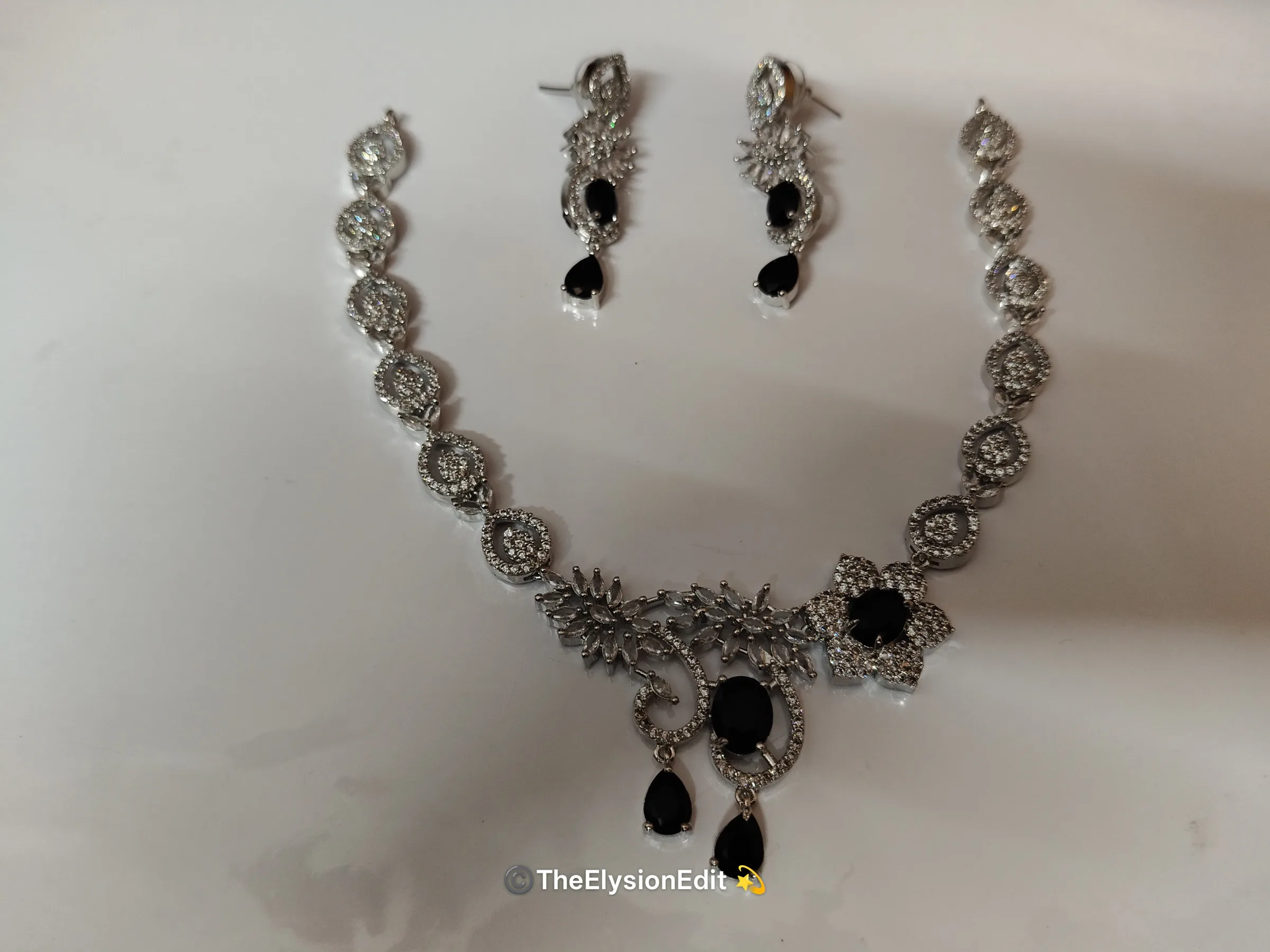 Raat Ki Rani Floral Set — The Elysion Edit